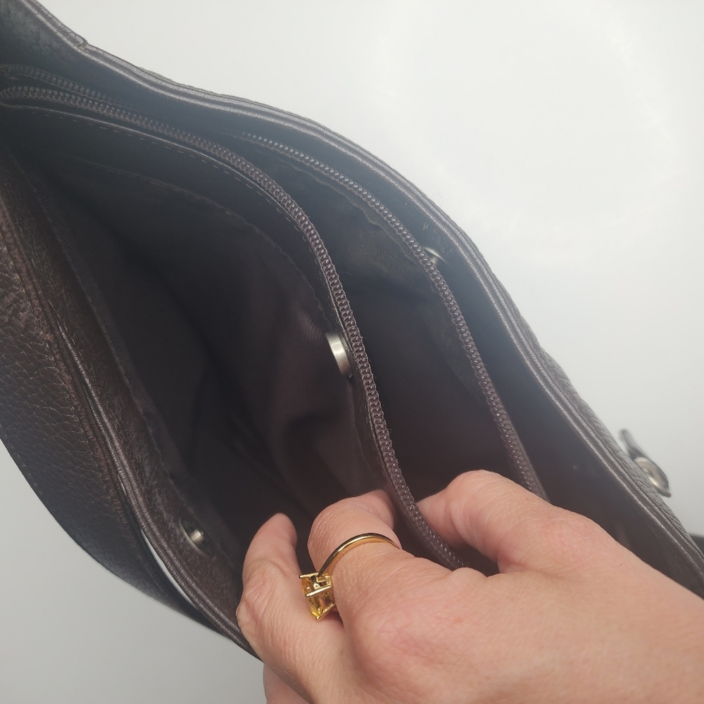 The Sak Brown Genuine Leather Shoulder Bag - Picture 7 of 10